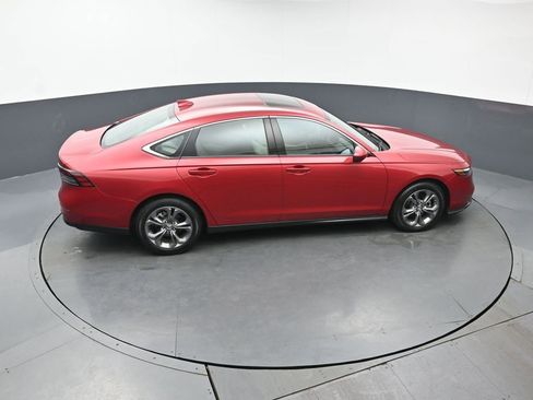 Certified 2023 Honda Accord EX image 41