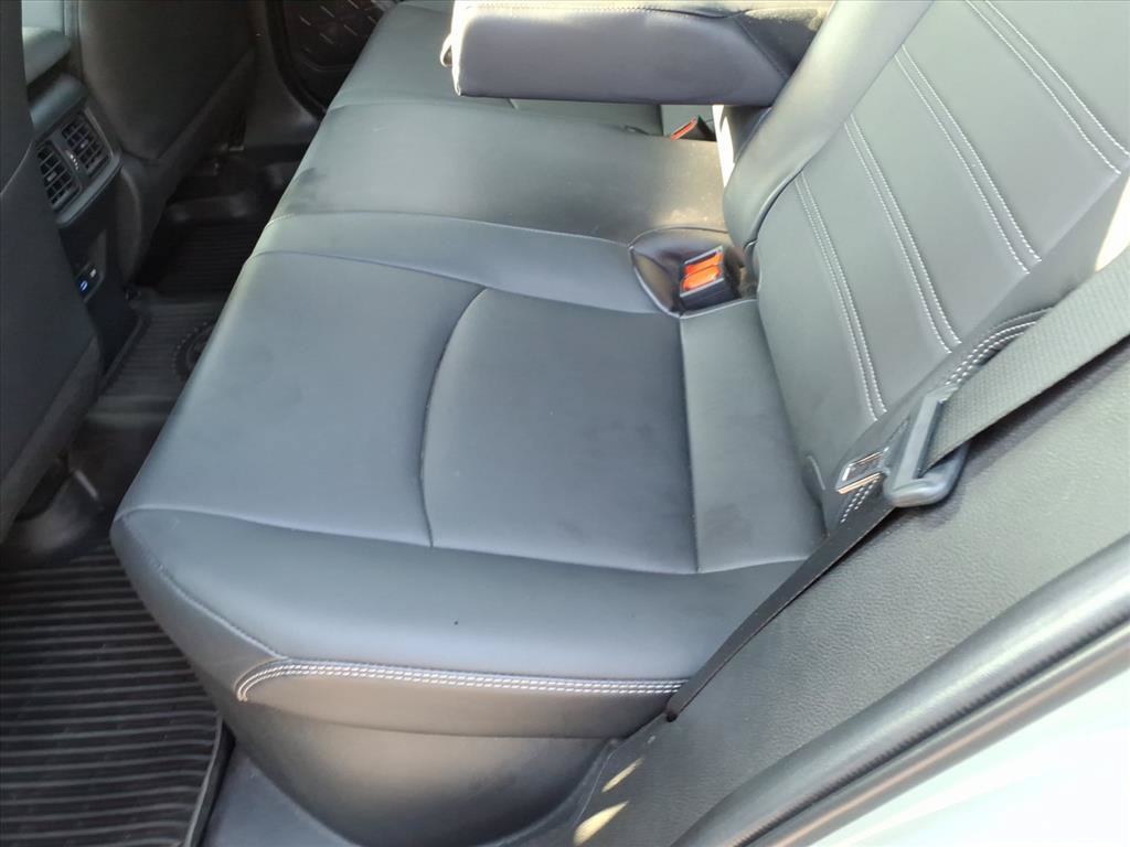 Used 2022 Toyota RAV4 XLE Premium AWD/4WD image 22