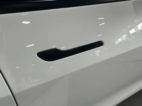Used 2025 Tesla Model 3 Long Range RWD image 13
