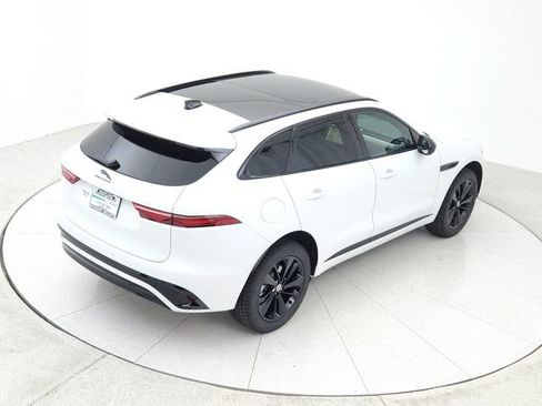 Certified 2025 Jaguar F-PACE R-Dynamic S image 14
