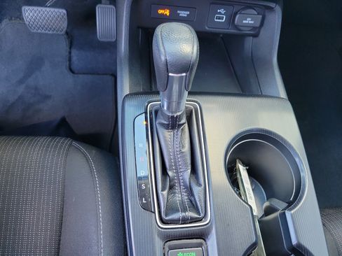 Used 2022 Honda Civic LX image 26