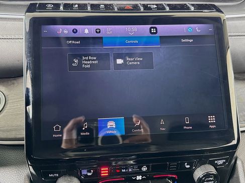 Used 2023 Jeep Grand Cherokee L Limited image 36