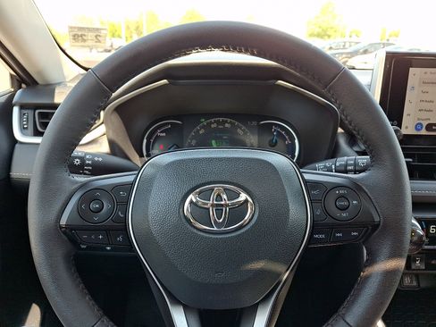 Used 2024 Toyota RAV4 XLE w/ Convenience Package AWD/4WD image 19