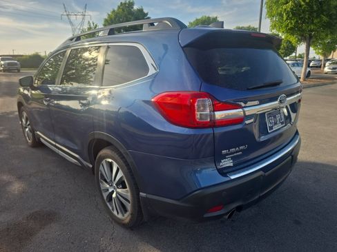 Used 2022 Subaru Ascent Limited w/ Technology Package image 3