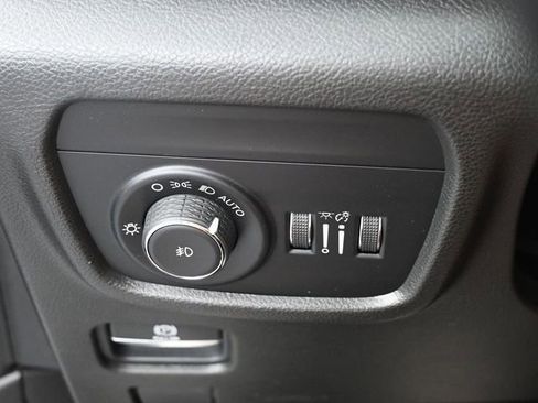 Used 2021 Jeep Grand Cherokee L Limited image 15