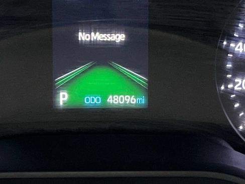 Used 2023 Toyota Sienna XSE AWD/4WD image 33