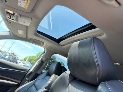 Used 2020 Acura MDX SH-AWD w/ Technology Package image 9