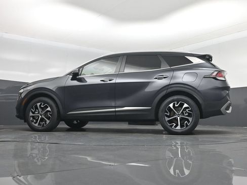 Used 2023 Kia Sportage EX AWD/4WD image 15