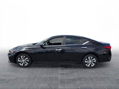 Certified 2022 Nissan Altima 2.5 S FWD image 3