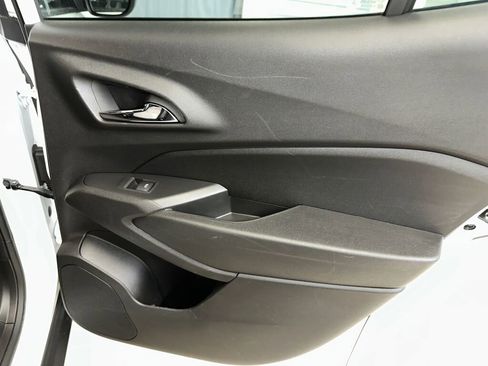 Certified 2024 Chevrolet Trax LS w/ LS Convenience Package image 24