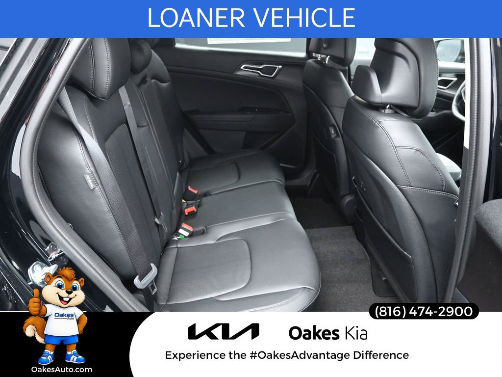 Certified 2026 Kia Sportage EX w/ EX Panorama Roof Package AWD/4WD image 35