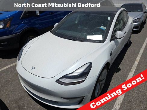 Used 2021 Tesla Model 3 Standard Range Plus RWD image 1