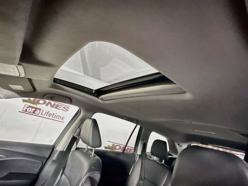 Used 2017 Honda Pilot EX-L image 10