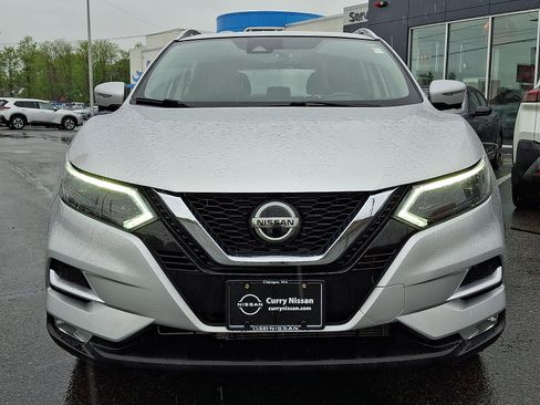 Used 2022 Nissan Rogue Sport SL w/ Premium Package AWD/4WD image 2