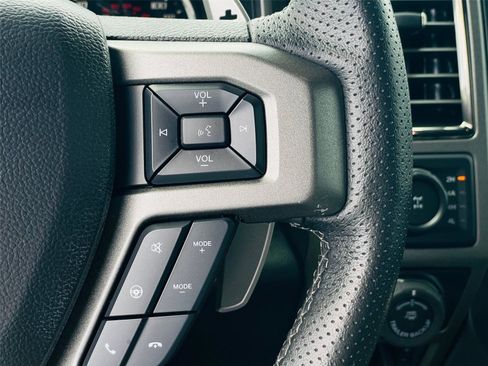 Used 2018 Ford F150 Raptor w/ Equipment Group 802A Luxury AWD/4WD image 14