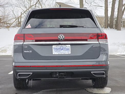 New 2026 Volkswagen Atlas SE image 11