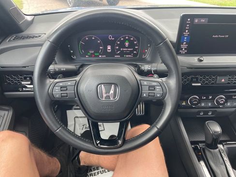 Used 2023 Honda Accord Sport image 13