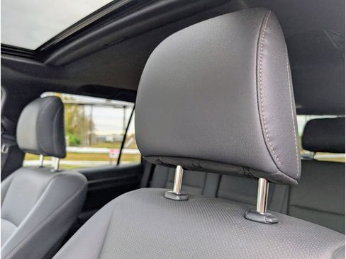 Used 2022 Lexus GX 460 Premium image 16