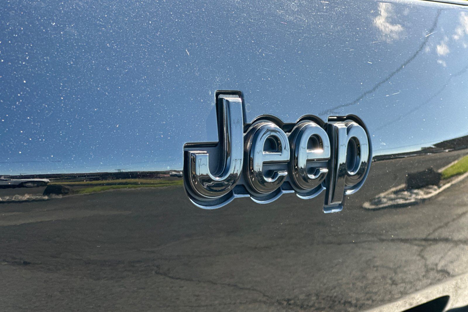 Used 2023 Jeep Grand Cherokee L Laredo AWD/4WD image 26