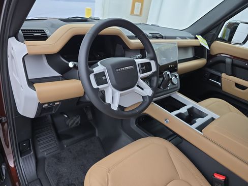 New 2026 Land Rover Defender 130 X-Dynamic SE image 16