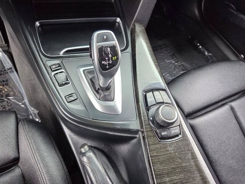 Used 2017 BMW 330i Sedan RWD image 6