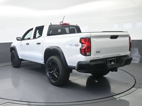 Used 2025 Chevrolet Colorado Trail Boss AWD/4WD image 4