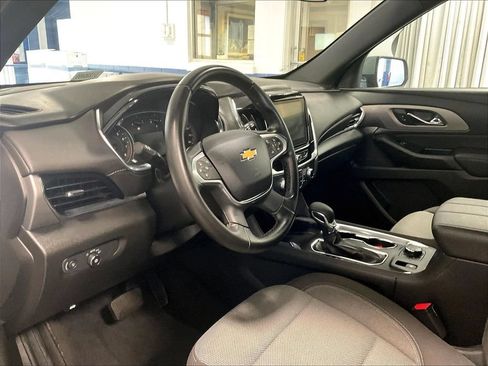 Used 2023 Chevrolet Traverse LT AWD/4WD image 8