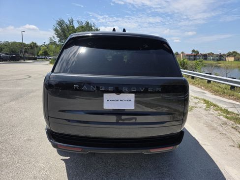 New 2026 Land Rover Range Rover Long Wheelbase SE AWD/4WD image 6