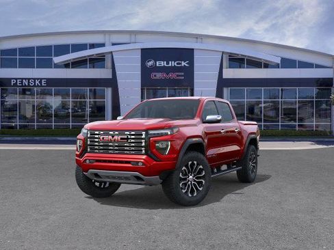 New 2026 GMC Canyon Denali image 8