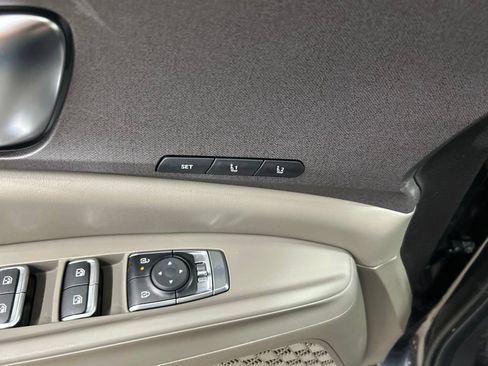 New 2026 Kia Carnival EX FWD image 15