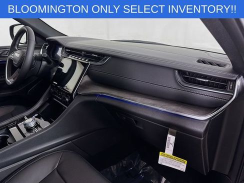 New 2025 Jeep Grand Cherokee L Overland w/ Trailer Tow Package image 31