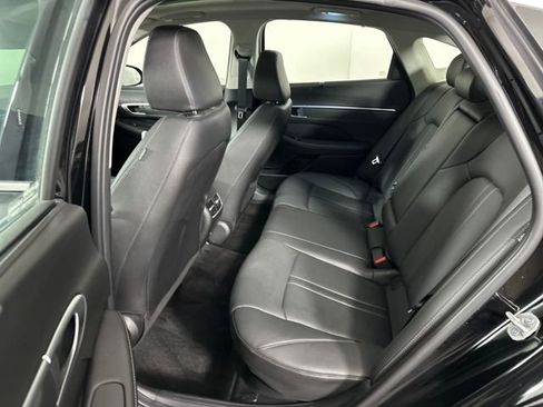 Used 2025 Hyundai Sonata Limited image 25
