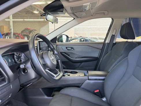 Used 2023 Nissan Rogue S FWD image 25