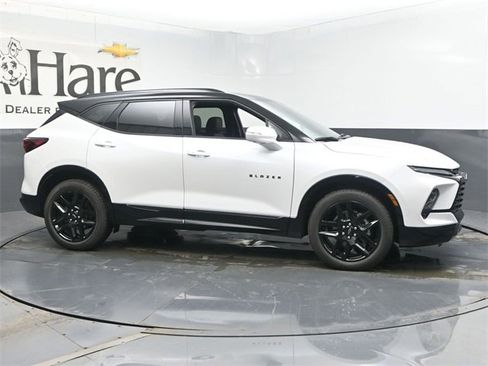 New 2025 Chevrolet Blazer RS w/ Driver Confidence II Package image 27