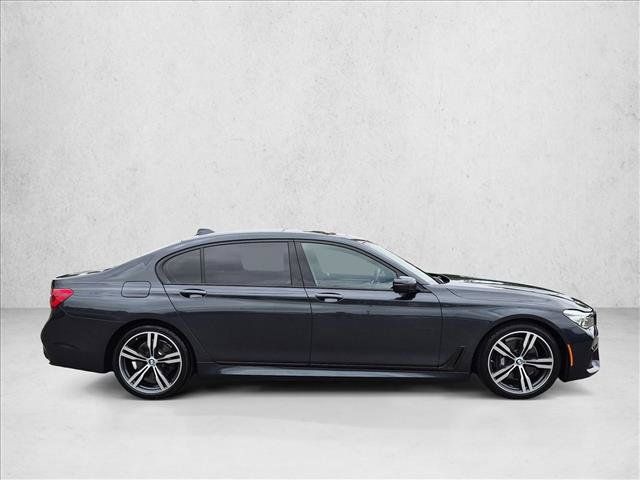 Used 2016 BMW 740i RWD image 4