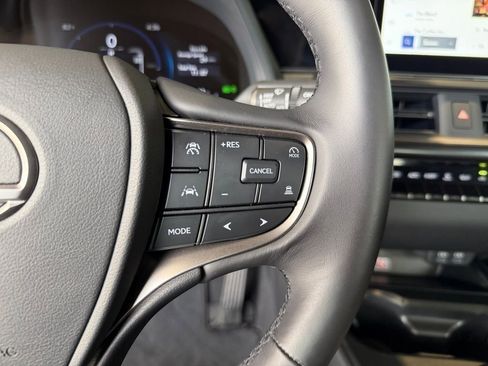 Used 2025 Lexus UX 300h FWD w/ Cold Area Package image 15
