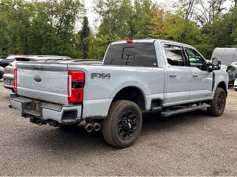 Used 2024 Ford F350 Lariat w/ Lariat Ultimate Package AWD/4WD image 3