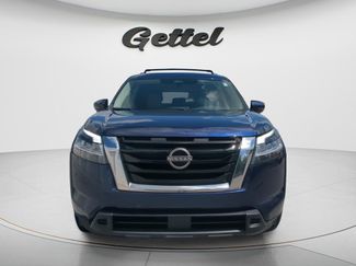 Certified 2022 Nissan Pathfinder SV FWD video 2