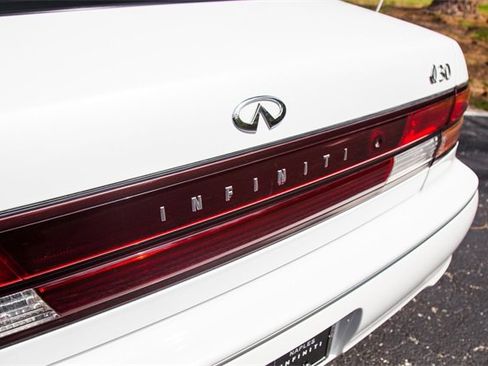 Used 1996 INFINITI I30 image 23