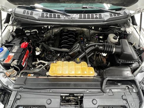 Used 2017 Ford F150 XLT w/ Trailer Tow Package image 26