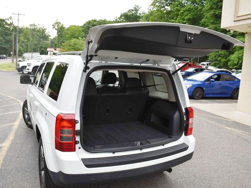 Used 2014 Jeep Patriot High Altitude FWD image 70