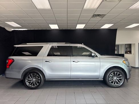 Used 2021 Ford Expedition Max Limited RWD image 2