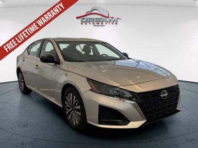 Used 2025 Nissan Altima 2.5 SV