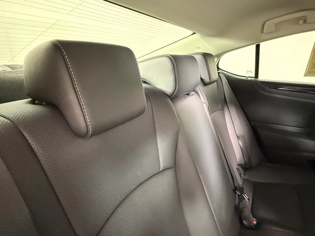 Used 2022 Lexus ES 350 w/ Accessory Package 2 FWD image 26