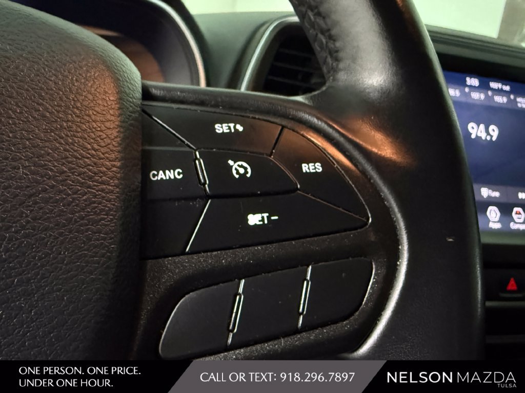 Used 2019 Jeep Cherokee Trailhawk w/ Comfort/Convenience Group AWD/4WD image 27