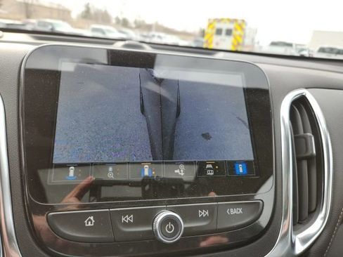 Certified 2024 Chevrolet Equinox Premier image 23