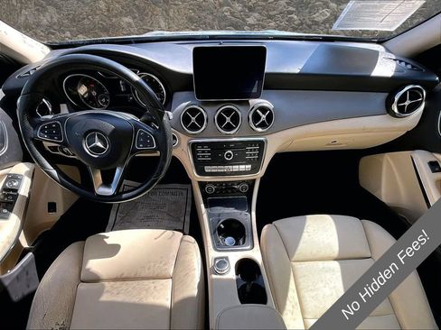 Used 2018 Mercedes-Benz GLA 250 image 11