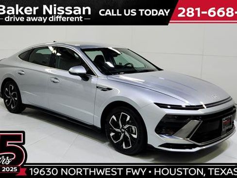 Used 2024 Hyundai Sonata SEL FWD image 1