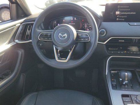 Certified 2025 MAZDA CX-70 Plug-In Hybrid w/ Premium Pkg image 12