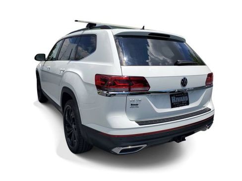 Used 2023 Volkswagen Atlas SE FWD image 3